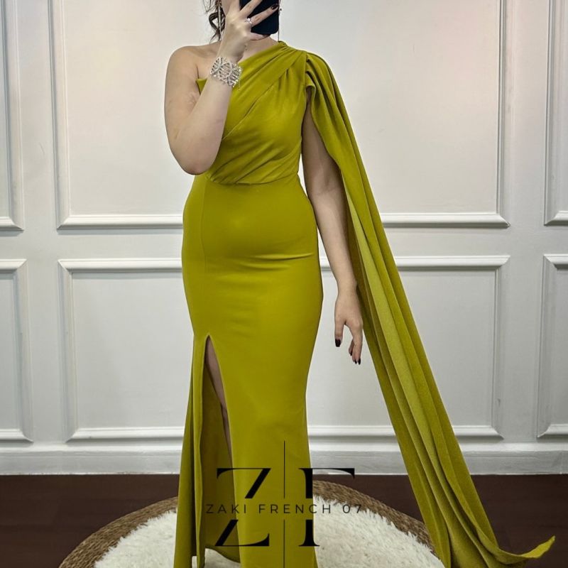 Robe "one shoulder"
